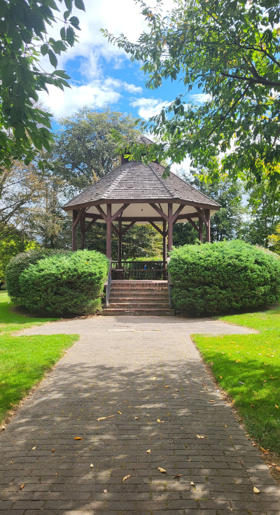 gazebo - ballard green